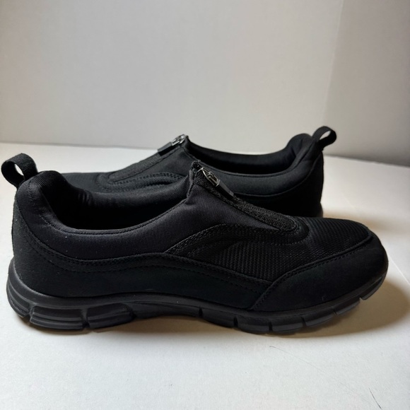 Good Soles by Catherine’s Black Slip On Sneakers - Picture 7 of 10
